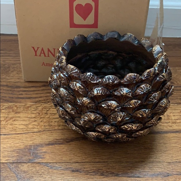 Yankee Candle Accents Yankee Candle Pine Cone Holiday Candle Holder